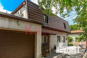 Дом 137м&sup2;, 2-этажный, участок 6 сот.  