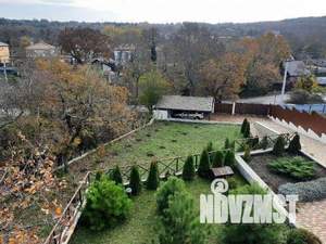 Дом 202м&sup2;, 2-этажный, участок 8 сот.  