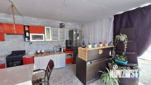 Дом 243м&sup2;, 3-этажный, участок 3 сот.  