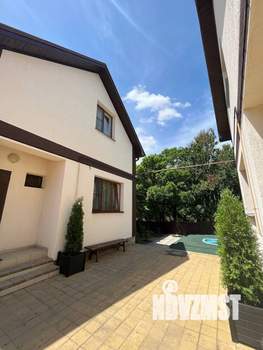 Коттедж 138м², 2-этажный, участок 2 сот.  