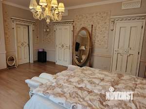 Дом 512м&sup2;, 5-этажный, участок 25 сот.  