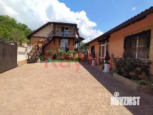 Дом 450м&sup2;, 2-этажный, участок 12 сот.  