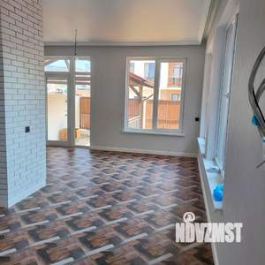 Коттедж 170м², 3-этажный, участок 2 сот.  