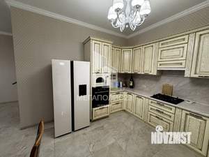 Дом 136м&sup2;, 2-этажный, участок 8 сот.  