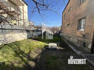 Дом 389м&sup2;, 3-этажный, участок 4 сот.  