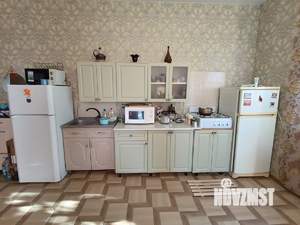 Дом 138м², 3-этажный, участок 3 сот.  
