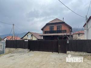 Дом 284м², 3-этажный, участок 4 сот.  