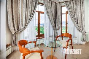 Дом 520м², 3-этажный, участок 14 сот.  