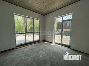 Дом 152м&sup2;, 2-этажный, участок 4 сот.  