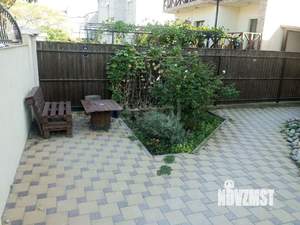 Дом 550м&sup2;, 3-этажный, участок 5 сот.  