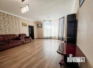 Дом 502м&sup2;, 4-этажный, участок 4 сот.  