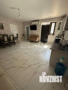 Дом 70м&sup2;, 2-этажный, участок 2 сот.  