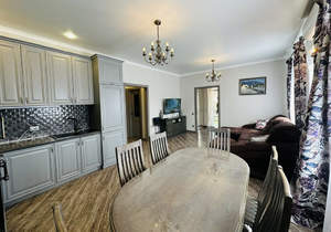 Дом 268м&sup2;, 2-этажный, участок 12 сот.  