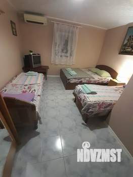 Коттедж 226м², 2-этажный, участок 6 сот.  