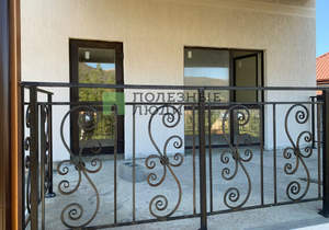 Дом 335м&sup2;, 2-этажный, участок 6 сот.  