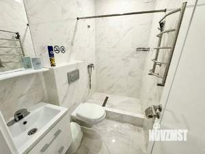 Дом 182м&sup2;, 3-этажный, участок 10 сот.  