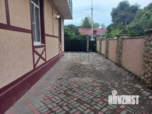 Дом 397м&sup2;, 2-этажный, участок 6 сот.  