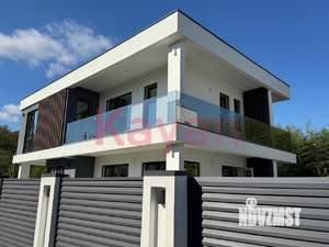 Дом 180м&sup2;, 2-этажный, участок 5 сот.  