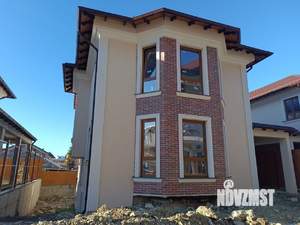 Дом 236м&sup2;, 3-этажный, участок 3 сот.  