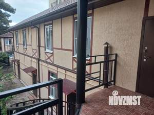 Дом 400м², 2-этажный, участок 6 сот.  