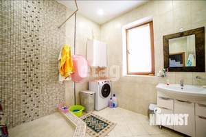 Дом 420м&sup2;, 3-этажный, участок 6 сот.  