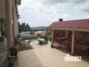 Дом 265м&sup2;, 2-этажный, участок 7 сот.  