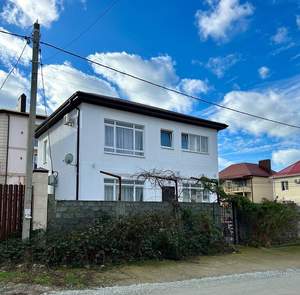 Дом 160м&sup2;, 2-этажный, участок 6 сот.  