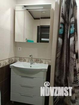 Дом 70м&sup2;, 2-этажный, участок 4 сот.  