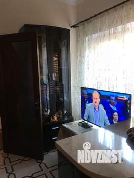 Дом 240м², 3-этажный, участок 2 сот.  