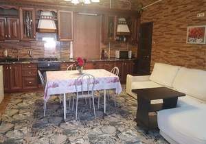 Дом 330м², 2-этажный, участок 6 сот.  