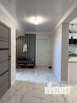 Дом 300м², 2-этажный, участок 15 сот.  