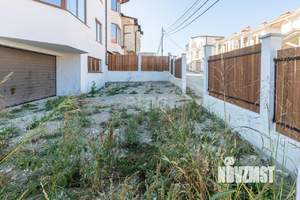 Дом 321м&sup2;, 2-этажный, участок 6 сот.  