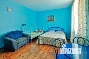 Дом 421м&sup2;, 3-этажный, участок 7 сот.  