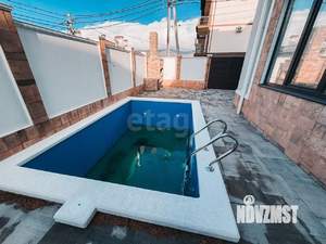 Дом 184м&sup2;, 3-этажный, участок 2 сот.  