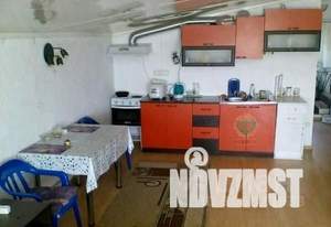 Дом 270м², 3-этажный, участок 6 сот.  