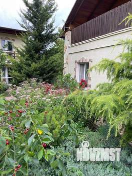 Дом 320м&sup2;, 2-этажный, участок 7 сот.  