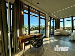 Дом 221м², 3-этажный, участок 6 сот.  