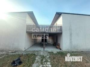 Дом 175м&sup2;, 3-этажный, участок 4 сот.  