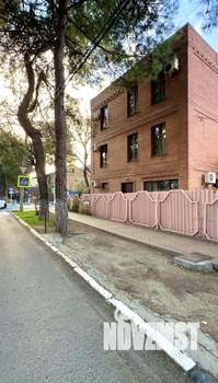 Дом 201м², 3-этажный, участок 5 сот.  