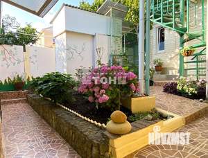 Коттедж 180м&sup2;, 2-этажный, участок 4 сот.  