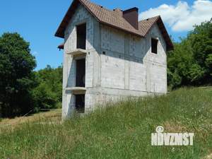 Дом 227м&sup2;, 3-этажный, участок 6 сот.  