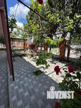 Дом 234м&sup2;, 2-этажный, участок 15 сот.  