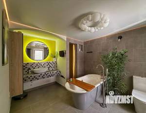 Дом 140м&sup2;, 2-этажный, участок 5 сот.  