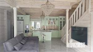 Дом 138м&sup2;, 2-этажный, участок 6 сот.  