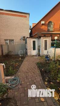 Дом 262м&sup2;, 3-этажный, участок 3 сот.  