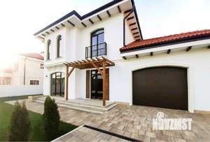 Дом 382м&sup2;, 3-этажный, участок 7 сот.  