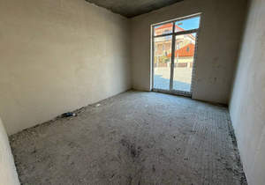 Дом 260м&sup2;, 2-этажный, участок 4 сот.  