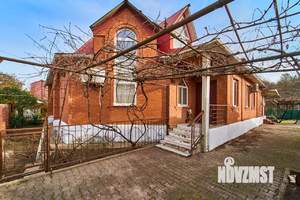 Дом 159м&sup2;, 1-этажный, участок 10 сот.  