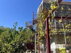 Дом 174м&sup2;, 3-этажный, участок 4 сот.  