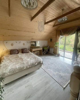 Дом 90м&sup2;, 3-этажный, участок 5 сот.  